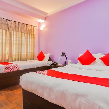 Oyo 720 Lekali Homes And Restaurant Kathmandu Ngoại thất bức ảnh