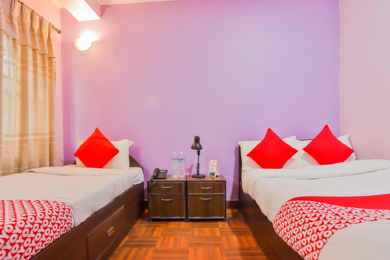 Oyo 720 Lekali Homes And Restaurant Kathmandu Ngoại thất bức ảnh