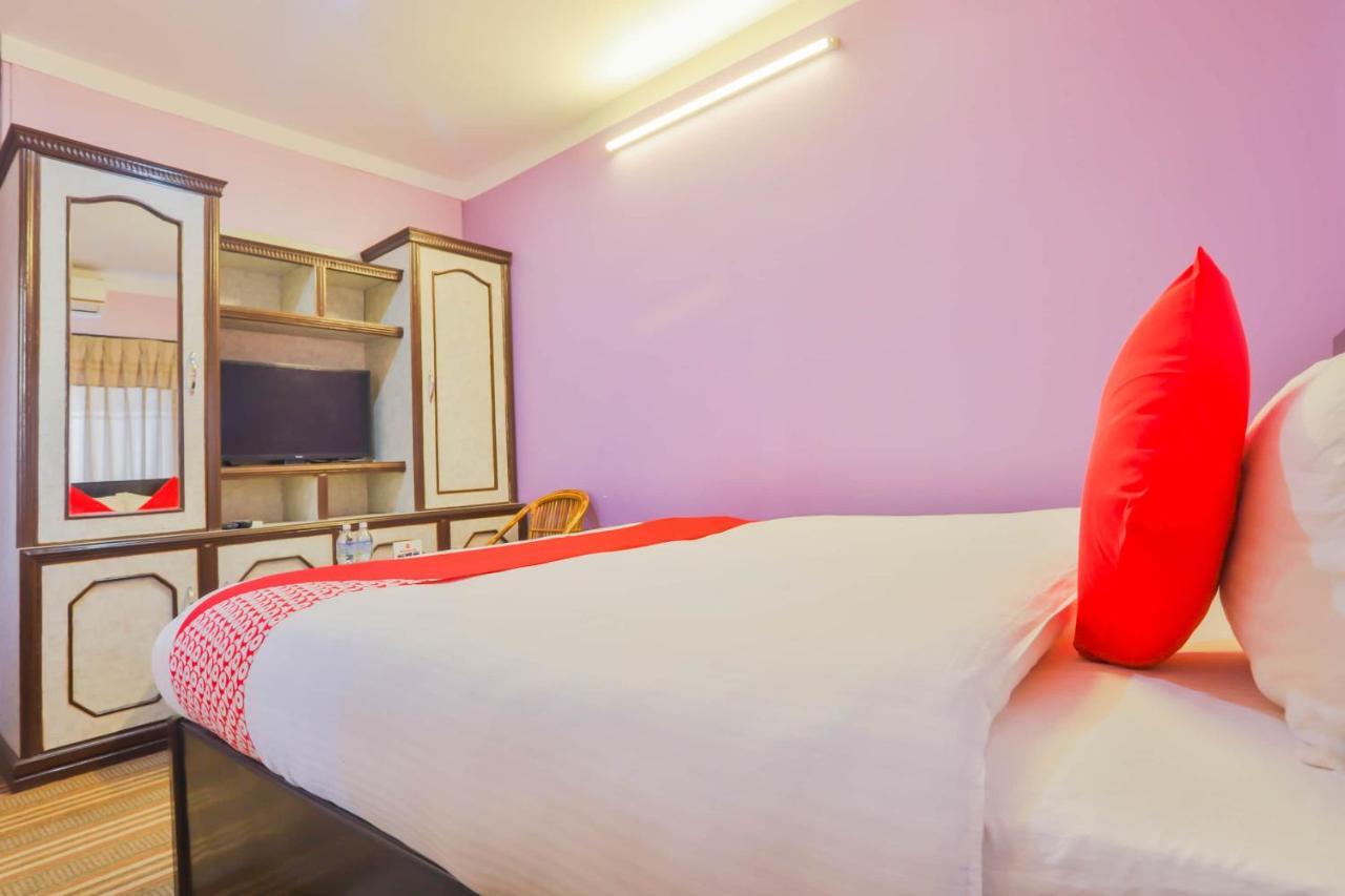 Oyo 720 Lekali Homes And Restaurant Kathmandu Ngoại thất bức ảnh