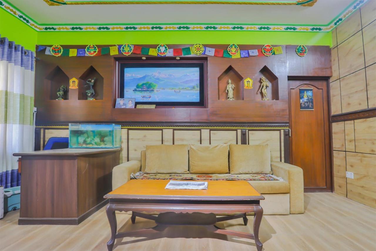 Oyo 720 Lekali Homes And Restaurant Kathmandu Ngoại thất bức ảnh